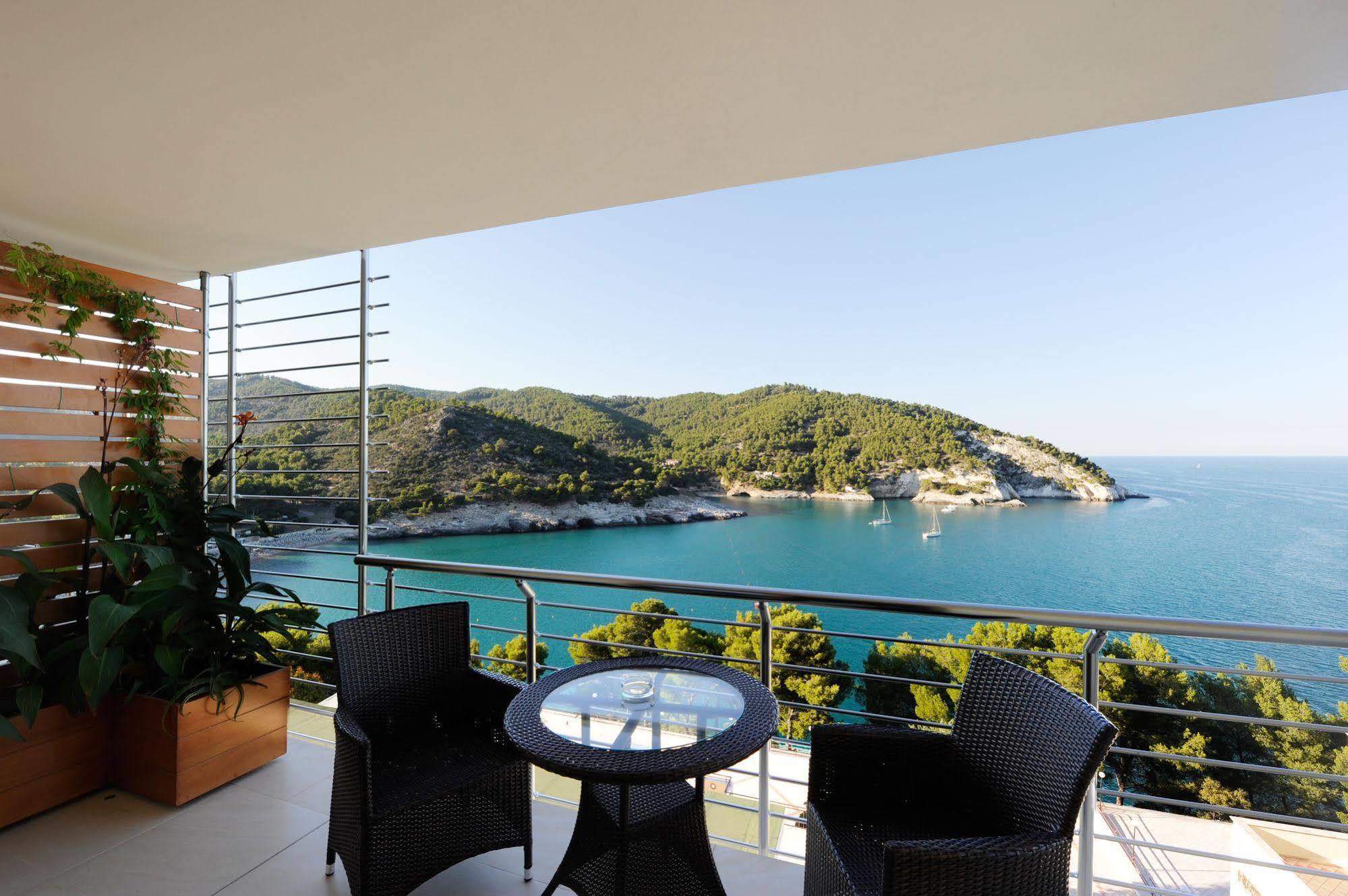 Pugnochiuso Resort - Hotel Del Faro Buitenkant foto
